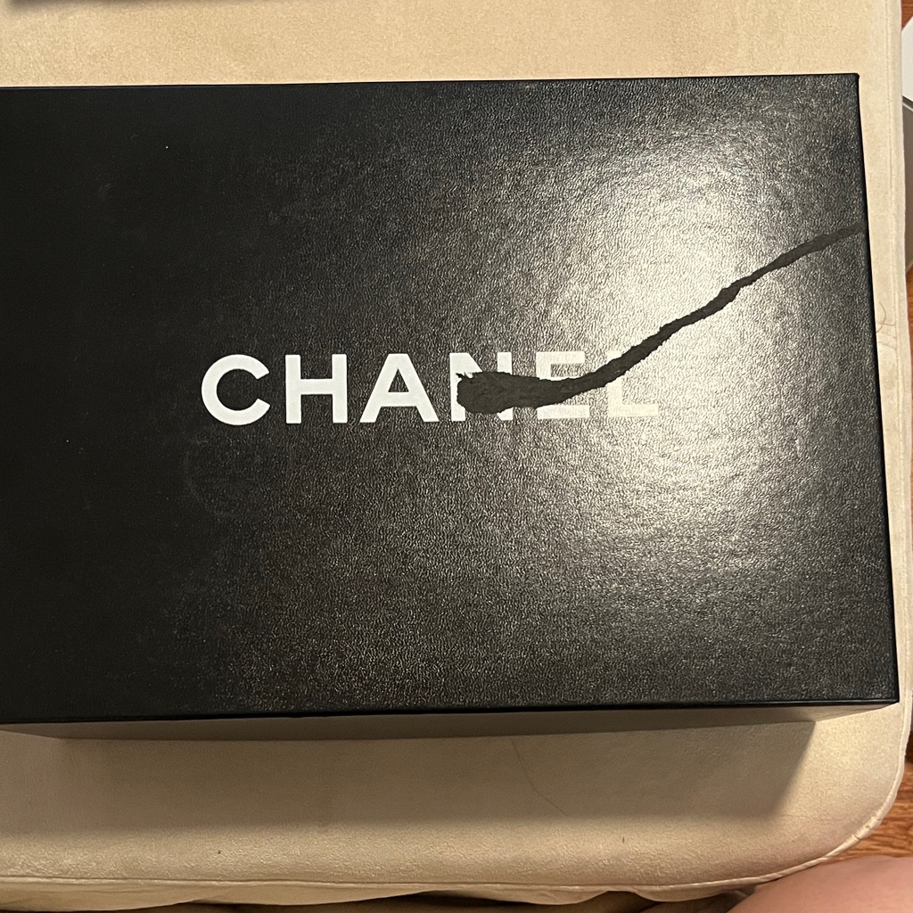 Vintage Authentic Chanel Box Vintage Authentic Chanel Box
